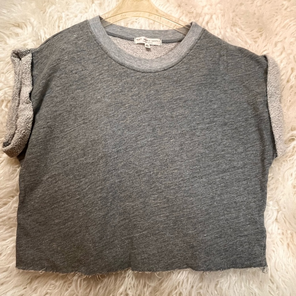 Urban Outfitters Truly Madly Deeply Grey Size Large Cropped  Sweatshirt